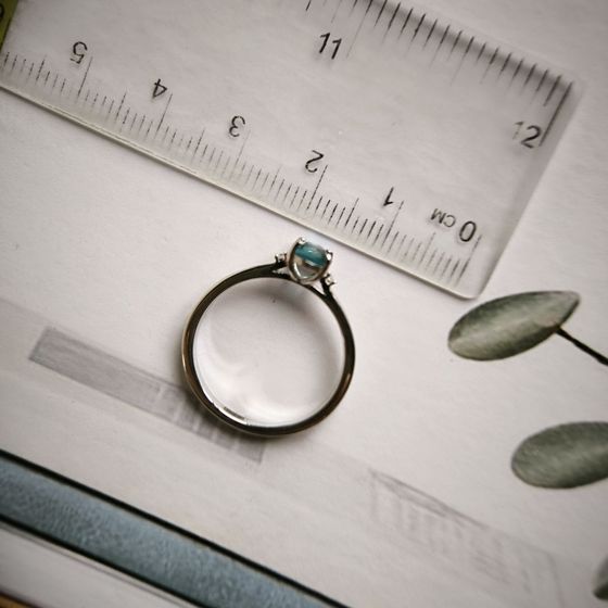 Серебряное кольцо с топазом Лондон Блю 0.572ct