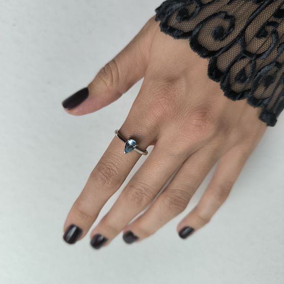 Серебряное кольцо с топазом 0.771ct