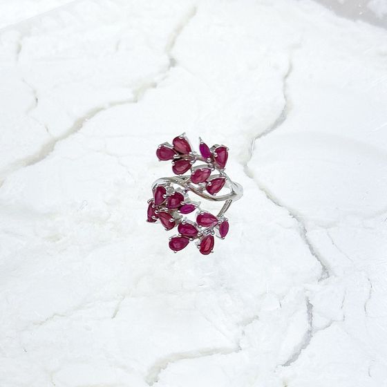 Серебряное кольцо с рубином 4.25ct