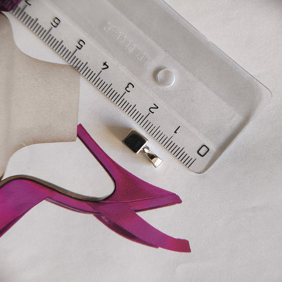 Серебряная подвеска без камней