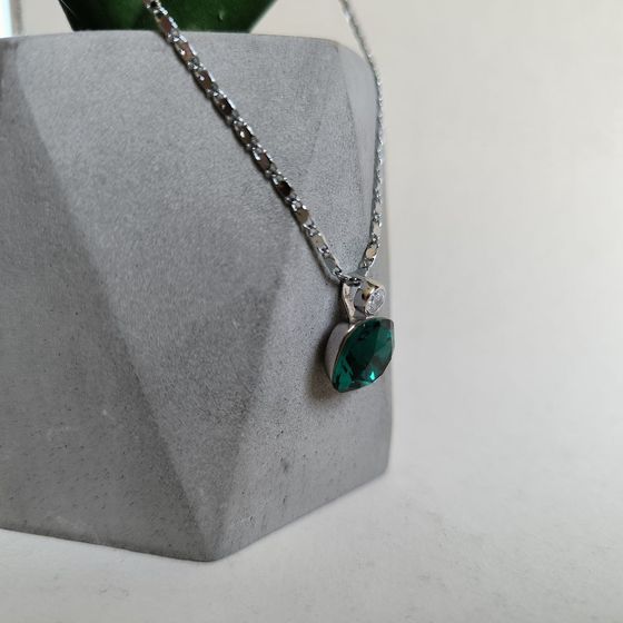 Серебряная подвеска с фианитами