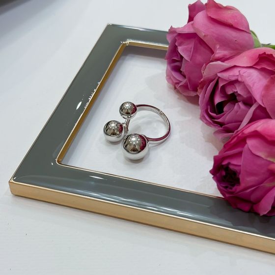 Silver ring without stones