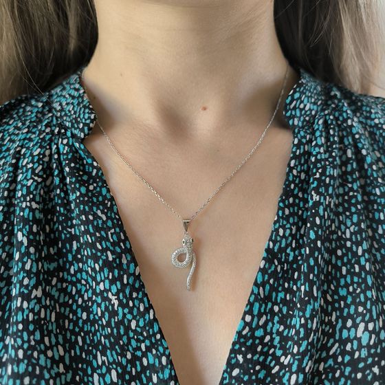 Серебряное колье с фианитами