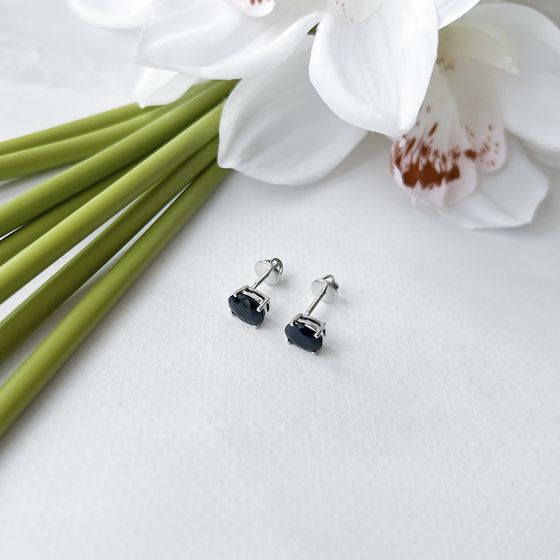 Silver earrings with sapphire 3.192ct