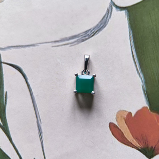 Серебряная подвеска с агатом 0.617ct