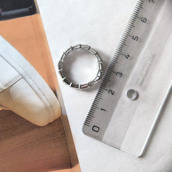 Серебряное кольцо с фианитами