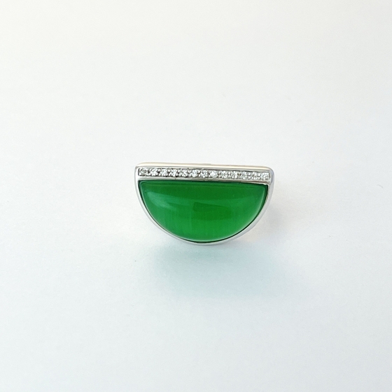 Silver cat's eye ring