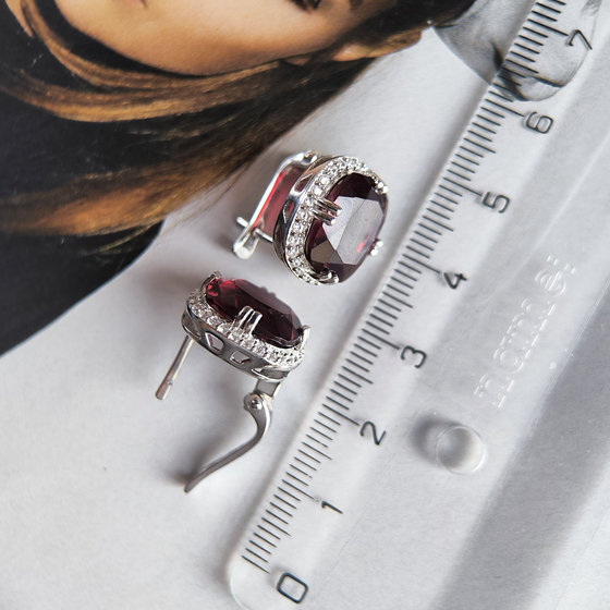 Серебряные серьги с гранатом nano 9.39ct