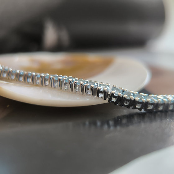 Серебряный браслет с топазом 6.505ct