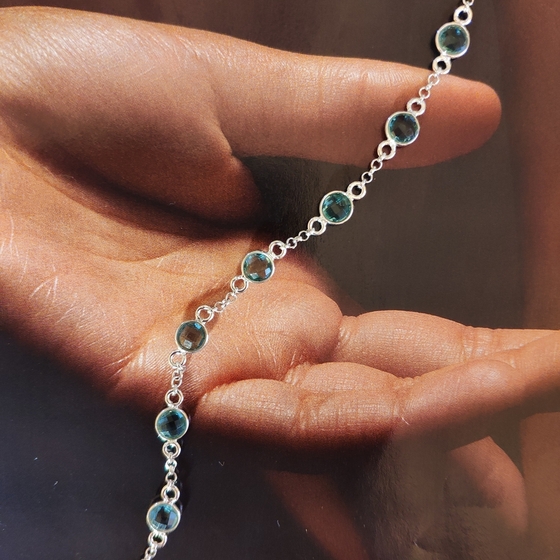 Серебряный браслет с топазом Лондон Блю 5.283ct