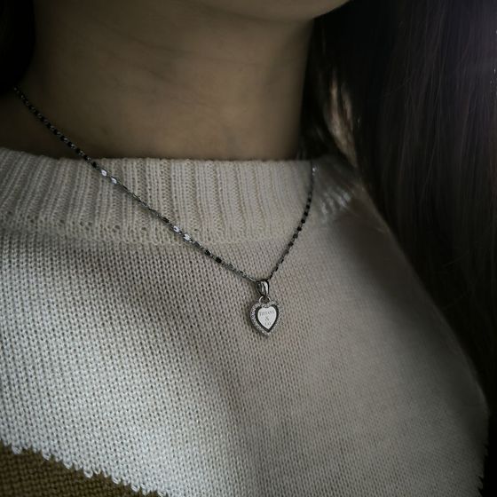 Silver pendant with phianites