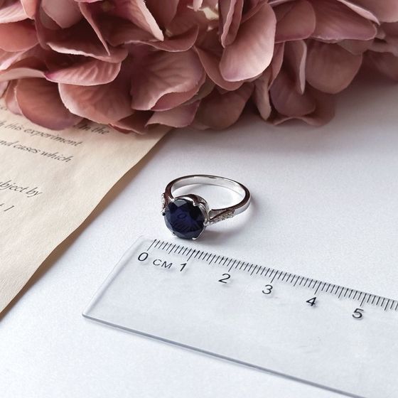 Серебряное кольцо с сапфиром 5.472ct