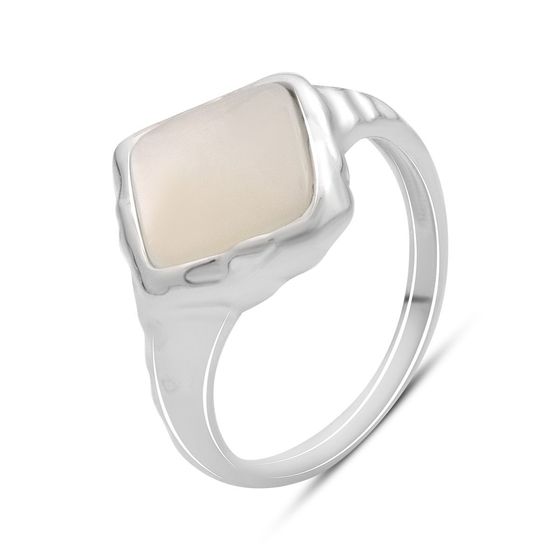 Silver ring with mother-of-pearl