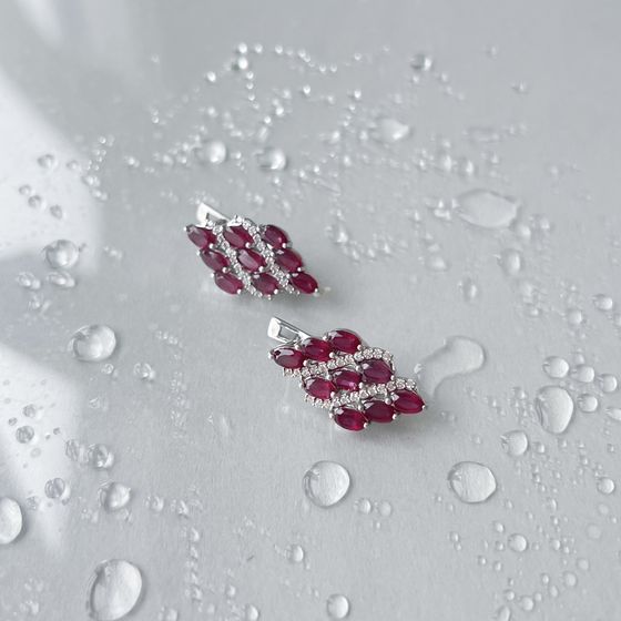 Silver earrings with ruby 7.101ct