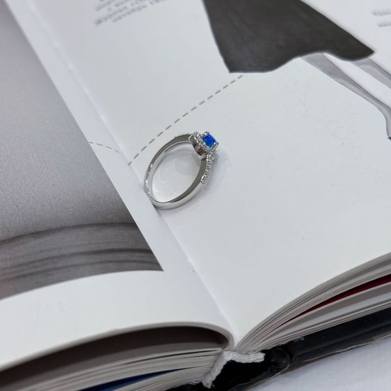 Серебряное кольцо с опалом 0.573ct