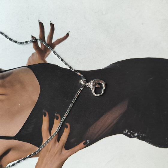 Серебряная подвеска с фианитами