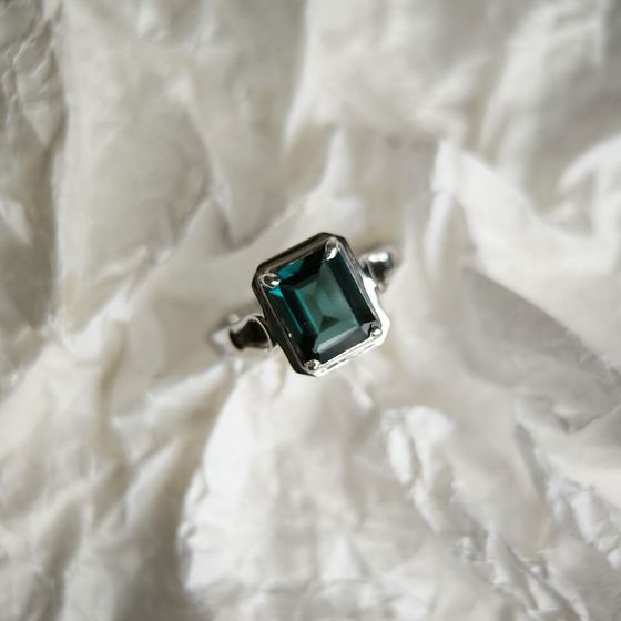 Серебряное кольцо с топазом Лондон Блю 1.824ct