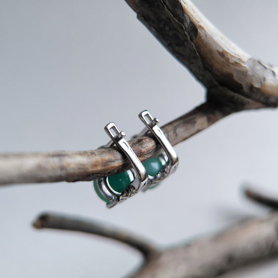 Серебряные серьги с изумрудом 4.525ct