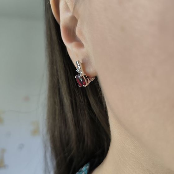 Серебряные серьги с гранатом nano 3.188ct, фианитами