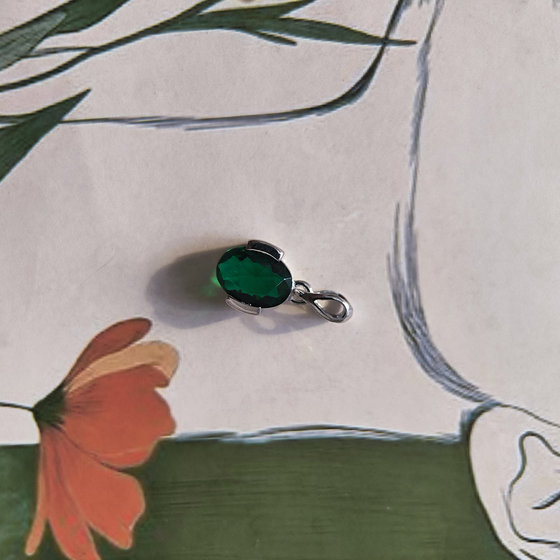 Silver pendant with emerald nano 0.933ct