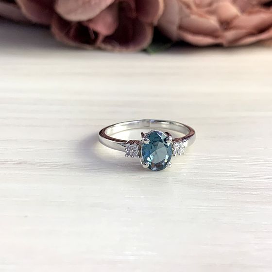 Серебряное кольцо с топазом Лондон Блю 0.945ct