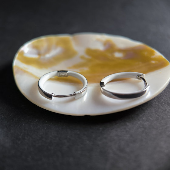 Серебряные серьги с емаллю