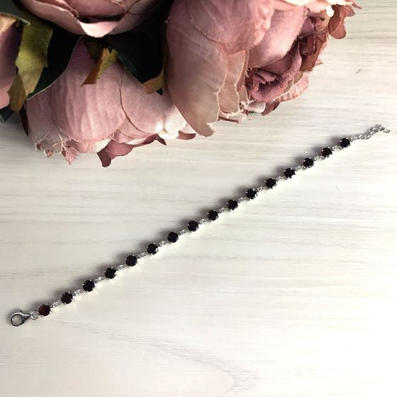 Серебряный браслет с гранатом 9.902ct