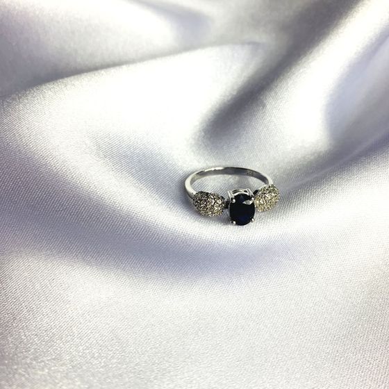 Серебряное кольцо с сапфиром 1.615ct