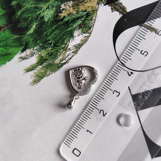 Серебряная подвеска с фианитами