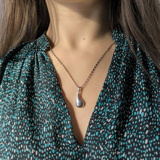 Серебряная подвеска без камней