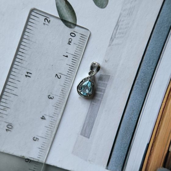 Серебряная подвеска с топазом 0.872ct