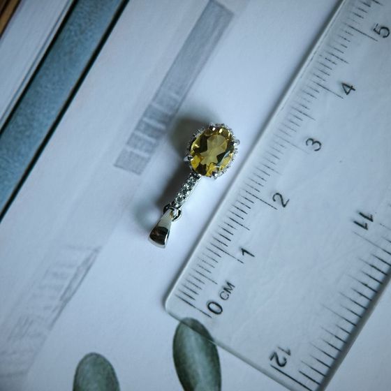 Серебряная подвеска с цитрином nano