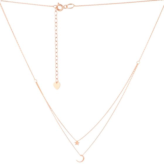 A gold necklace without stones