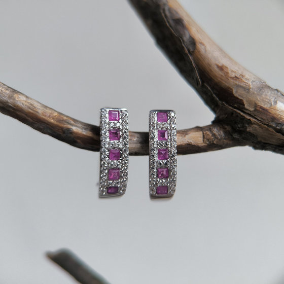 Срібні сережки з рубіном 1.455ct, фіанітами