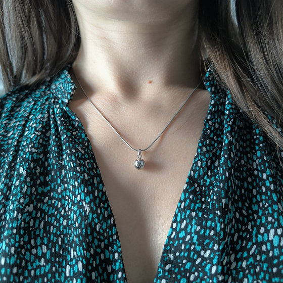 Серебряная подвеска без камней