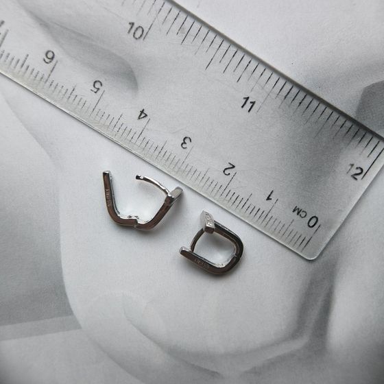 Серебряные серьги с фианитами