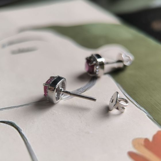 Sterling silver earrings with 1.655ct ruby, fianites