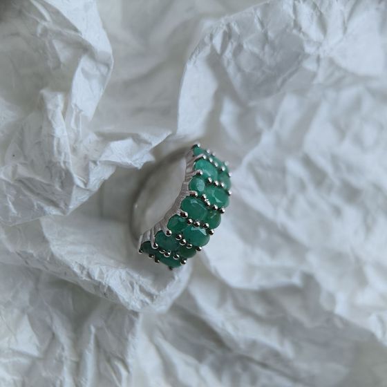 Серебряное кольцо с изумрудом 2.458ct