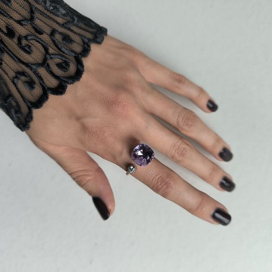 Серебряное кольцо с фианитами