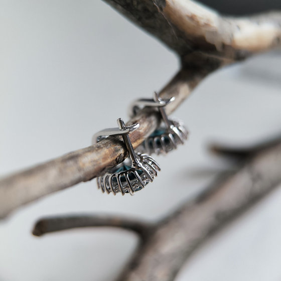 Серебряные серьги с топазом Лондон Блю 4.552ct