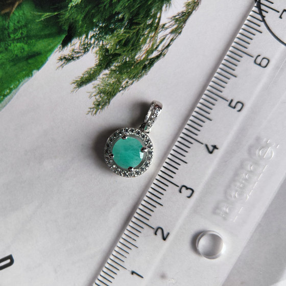 Серебряная подвеска с изумрудом 1.181ct