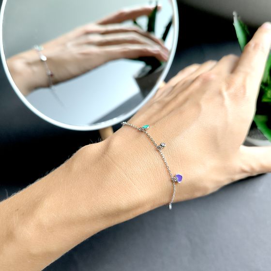 Silver bracelet with yemallu