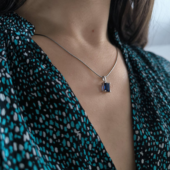Серебряная подвеска с сапфиром nano 1.26ct
