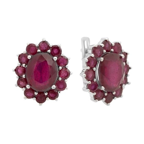 Silver earrings with a 5.388-carat ruby