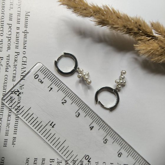 Серебряные серьги с жемчугом, фианитами