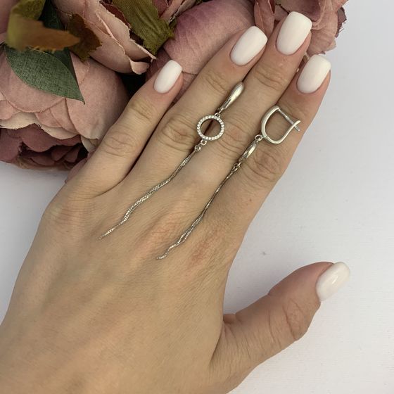 Серебряные серьги с фианитами