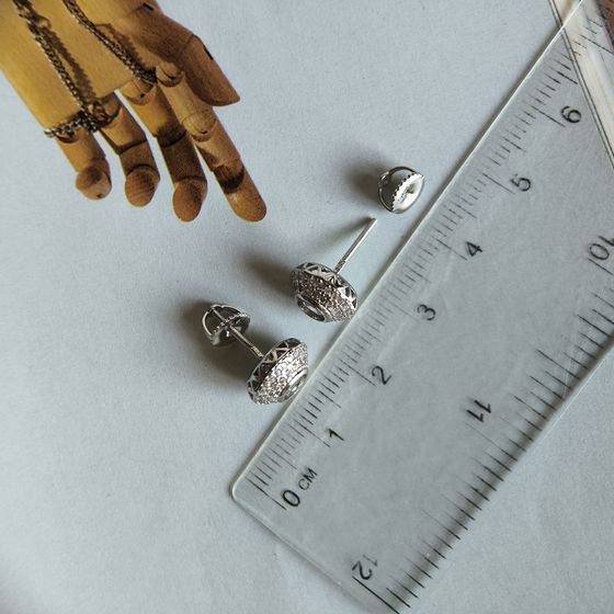 Серебряные серьги с фианитами