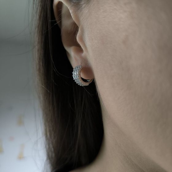 Серебряные серьги с фианитами