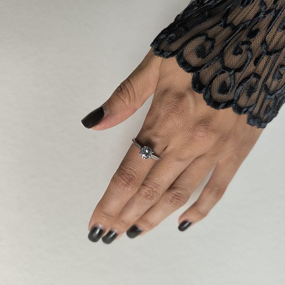 Серебряное кольцо с фианитами