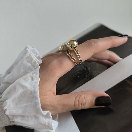 Серебряное кольцо с фианитами